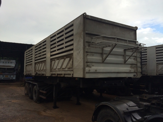 หัวลากนิสันพร้อมหางเซมิดัมพ์