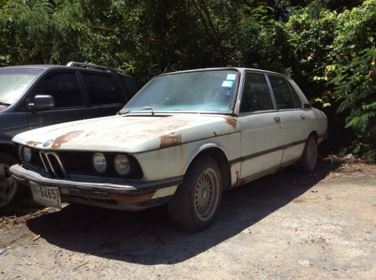ขาย BMW E12 1974 ไฟท้ายสั่น ราคา 29999 บาท