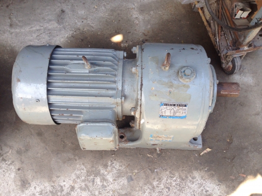 ขายมอเตอร์เกียร์ mitsubishi 3 HP. 380V อัตราทด 1:20 สภาพสวย วิ่งนิ่ม พร้อมใช้งาน