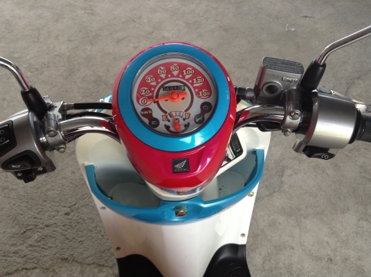 ขาย!!! สกู๊ปปี้ไอ ตัวใหม่ ปี56 รถเครื่องดีคับ ทะเบียนครบ ภาษีไม่หมด