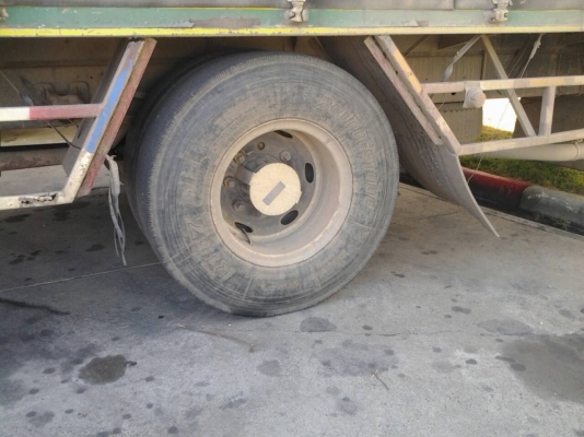 รถบรรทุก 6 ล้อ ISUZU 175แรง ยาว..7.2..เมตร ปี2538 รถบรรทุก 6 ล้อ ISUZU 175แรง ยาว..7.2..เมตร ปี2538