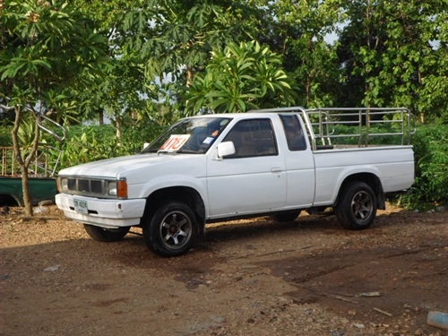 บิกเอ็มเครื่องแดงแค๊บเล็ก สภาพพร้อมใช้ขับดีแจ้งลูกกงแล้วสีขาวมุกทะเบียนพร้อมโอน(บริกาลส่งฟรี))