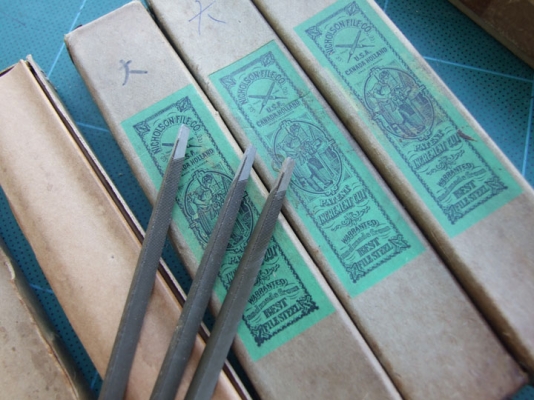 ตะไบสามเหลี่ยม Nicholson (Made in Canada) ขนาด 4"  slim taper