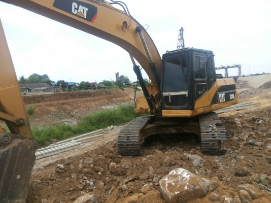 แบคโฮ CAT 320V II ทำสี320Dเครื่องปั้มเดิม รถทำงานอยู่