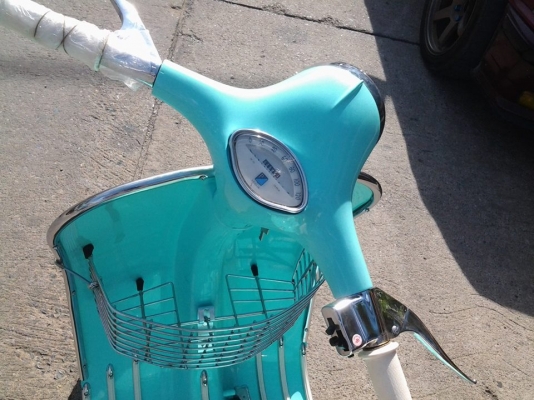 มาใหม่ๆขายกันถูกๆ vespa 64 อินเดีย no book เอกสาร อินวอยครับ สภาพสวยๆเครื่องทำใหม่ครับ รถทำใหม่ทั้งคันครับ ราคา 48500 บาทครับ สนใจติดต่อได้ครับ 0826336557 โป้งครับ รับเทรินทุกรุ่นครับ