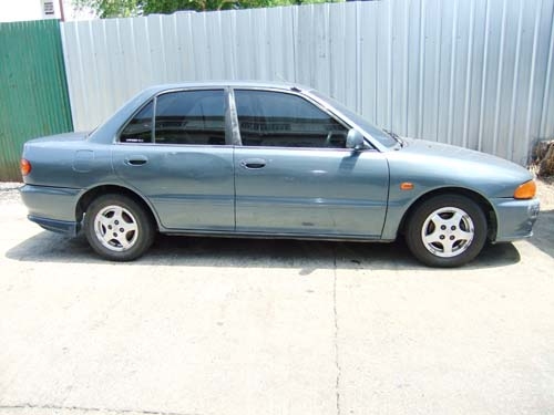 Mitsubishi e-car ปี 94 เกียร์ออโต้ เครื่องยนต์เบนซินหัวฉีด แก๊ส LPG