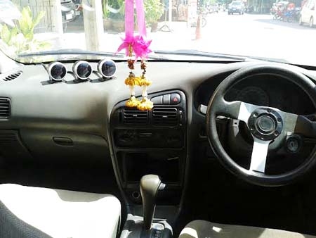 MITSUBISHI e-car ปี 94 เครื่องหัวฉีด 1500 เกียร์ออโต้ กระจกไฟฟ้า ภายในสะอาด แอร์เย็น มีเกจ์วัด 3 ตัว ไฟซีนอน แม็กซ์ 15 ราคามอเตอร์ไซด์