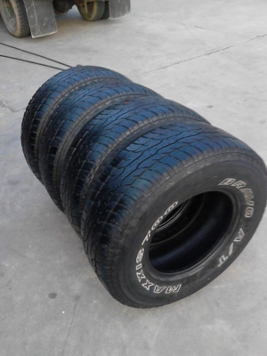 31X10.50R15  MAXXIS  BRAVO 700 A/T    TEL.081-427-3941