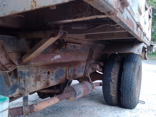 ขายดั้มหกล้อ2คันคู่ราคาถูกๆ