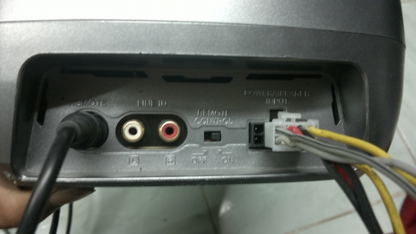 Subwoofer KENWOOD KSC-WX1 สภาพสวยมีแอมป์ในตัวมาจากญี่ปุ่นแท้ครับ