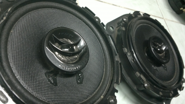 ลำโพงดอก 6 นิ้ว Pioneer Carrozzeria รุ่น TS-F1610