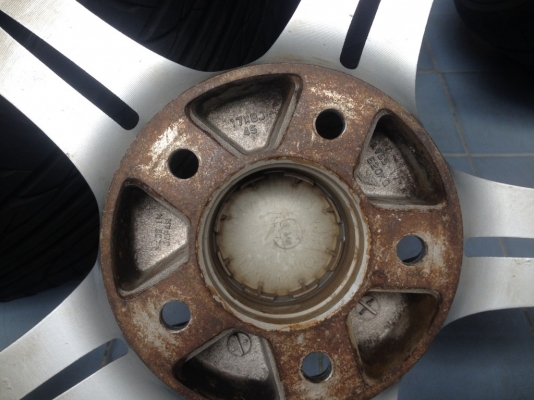 ADVAN MODLE5แท้ยุ่นขอบ17นิ้วหน้า7ครึ่งหลัง8อ๊อฟ40สภาพสวย