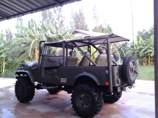 jeep ทหาร