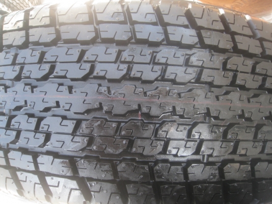 ขายล้อแม็กป้ายแดง Isuzu Mu x 17"x7" et33 6รู139.7 พร้อมยาง Bridgestone Dueler H/T 840 255/65r17 ยางผลิตสัปดาห์ที่48 ปี13 ตุ่มและสีที่หน้ายางมีทุกเส้นครับ ขายทั้งชุด 24,900 บาทครับ สนใจติดต่อเล็กคลองสามครับ 081-3747940