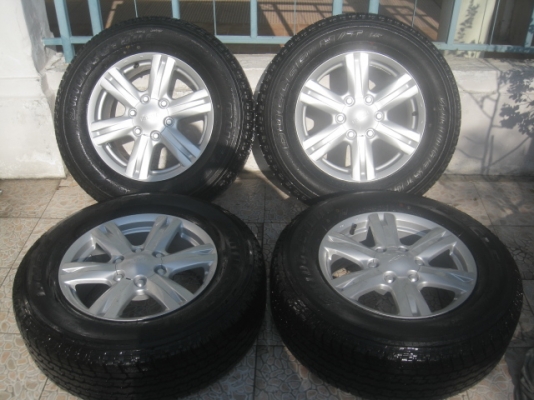 ขายล้อแม็กป้ายแดง Isuzu Mu x 17"x7" et33 6รู139.7 พร้อมยาง Bridgestone Dueler H/T 840 255/65r17 ยางผลิตสัปดาห์ที่48 ปี13 ตุ่มและสีที่หน้ายางมีทุกเส้นครับ ขายทั้งชุด 24,900 บาทครับ สนใจติดต่อเล็กคลองสามครับ 081-3747940