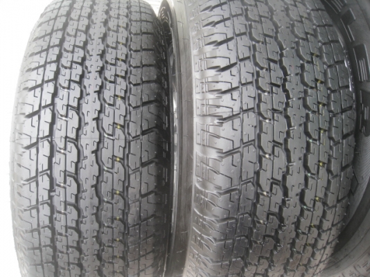 ขายล้อแม็กป้ายแดง Toyota Vigo 16"x7" et30 6รู139.7 พร้อมยาง Bridgestone Dueler H/T 840 265/70 r16 ยางผลิตสัปดาห์ที่ 49 ปี13 ตุ่มที่หน้ายางมีทุกเส้นครับ สีที่หน้ายางเห็นชัดเจน 2 เส้นอีก2 เส้นเห็นบ้างเล็กน้อย ขายทั้งชุด 22,900 บาทครับ สนใจติดต่อเล