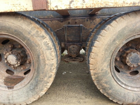 รถฮีโน่ 10 ล้อ ท้ายลาด KT925 /  168 แรงม้า.   สนใจติดต่อ 081 - 6079515