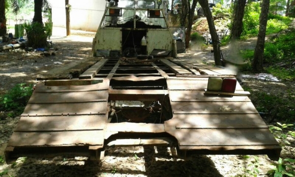 รถฮีโน่ 10 ล้อ ท้ายลาด KT925 /  168 แรงม้า.   สนใจติดต่อ 081 - 6079515