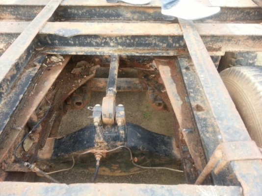 รถฮีโน่ 10 ล้อ ท้ายลาด KT925 /  168 แรงม้า.   สนใจติดต่อ 081 - 6079515