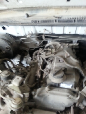 ขายรถ 3 คัน เบ๊นซ์, ฟอร์ด,นิสสัน นาวาร่า ไม่มีทะเบียน 2 คันฟอร์ดมีทะเบียนเพลาลอย