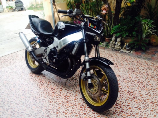 CBR 250 RR ปี1993 4สูบ แต่งสตั้น ทะเบียนแท้โอนขนส่ง