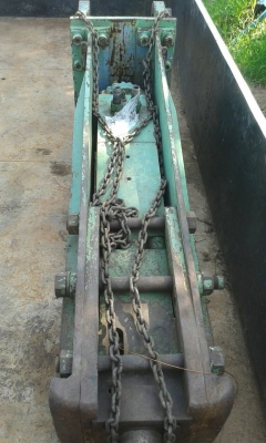 ขายหัวแย็กหิน