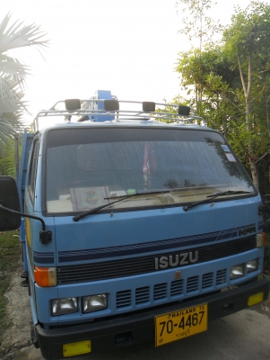 ขายด่วน รถบรรทุก6ล้อติดเครน ISUZU NPR115แรง เครื่อง4be1 คัสซียาว5เมตร กระบะพื้นเหล็กยาว 4.50 เมตร ติดเครนTADANO SUPER Z 2.5ตัน 3ปลอก2ชัก รุ่นใหม่ ท้องV 3ปลอก2ชัก ยางล้อหน้าเรเดียน พี่งเปลี่ยนใหม่  มีแอร์ มีฟิล์ม