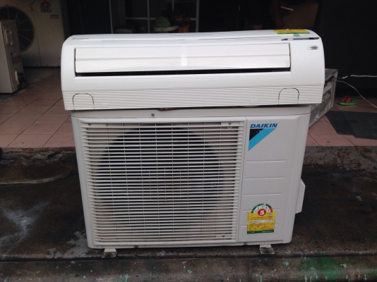 **** ขายแอร์ DAIKIN 9000 BTU สภาพสวย **** **** ขายแอร์ DAIKIN 9000 BTU สภาพสวย ****
