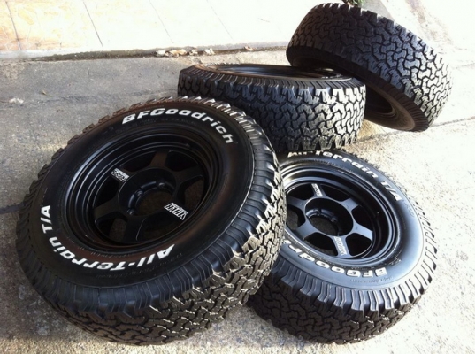 ขาย BF Goodrich All-terrain 265 70 r16 ปี12 + ล้อ TE-37x หล่อยกชุด ขาย BF Goodrich All-terrain 265 70 r16 ปี12 + ล้อ TE-37x หล่อยกชุด