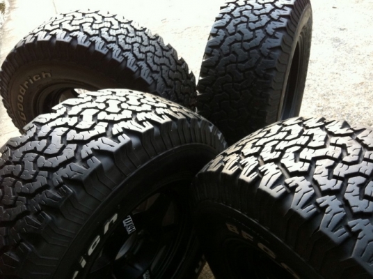 ขาย BF Goodrich All-terrain 265 70 r16 ปี12 + ล้อ TE-37x หล่อยกชุด ขาย BF Goodrich All-terrain 265 70 r16 ปี12 + ล้อ TE-37x หล่อยกชุด