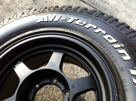 ขาย BF Goodrich All-terrain 265 70 r16 ปี12 + ล้อ TE-37x หล่อยกชุด ขาย BF Goodrich All-terrain 265 70 r16 ปี12 + ล้อ TE-37x หล่อยกชุด