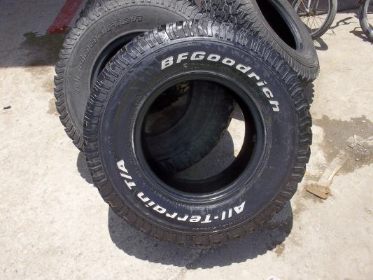 ขาย  31x10.5x15  BF ALL ปี08 ดอกสวยไม่บั้ง 4เส้น