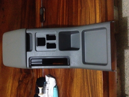 คอลโซลกลาง ISUZU ดาก้อนแท้ของใหม่ถูกๆ