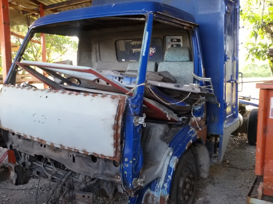 ขายรถ HINO FB2W ปี 39 เครื่อง WO4D 120 cc.