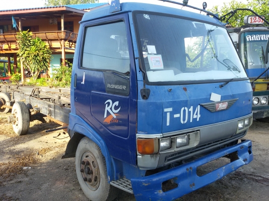 ขายรถ HINO FB2W ปี 37 เครื่อง WO4D 120 cc. ทะเบียน ม.79