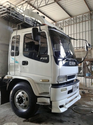 ขายรถบรรทุก10ล้อfvm195hpแท้ช่วงยาว7ม.กว่า ประหยัดน้ำมัน แอร์เย็น เพลงเพราะ พร้อมใช้งาน รถวิ่งพลาสติก สวยๆครับ