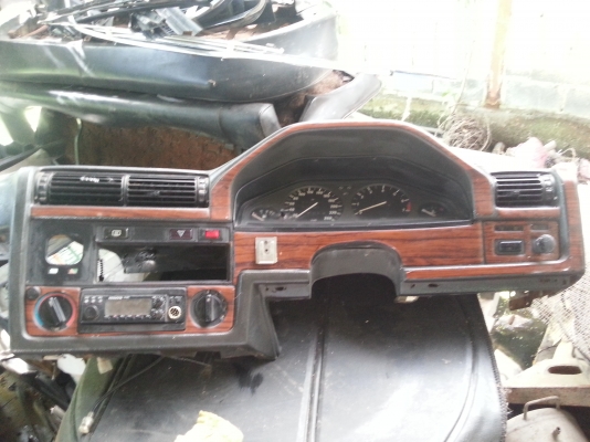 ขายคอนโซน bmw e30