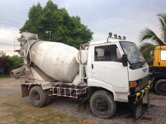 โม่ปูน  ขาย สด- ผ่อน  ทะเบียนพร้อมโอน   HINO เก่านอก