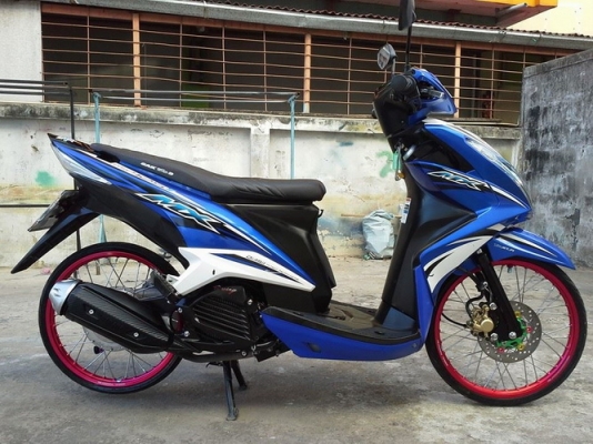New Mio125-i MX หัวฉีดประหยัดน้ำมัน เครื่องเดิมๆแต่งสวยภายนอกอย่างเดียว ราคาถูกๆครับ New Mio125-i MX หัวฉีดประหยัดน้ำมัน เครื่องเดิมๆแต่งสวยภายนอกอย่างเดียว ราคาถูกๆครับ