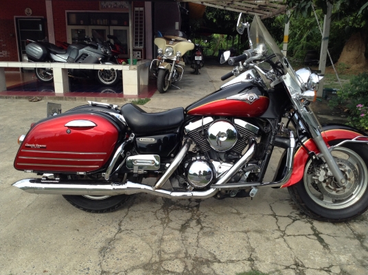 ธารนนทบุรี//ขาย kawasaki valcan 1500 ปี2003 แต่งเต็ม เครื่องสมบูรณ์มากๆครับ ระบบไฟสมบูรณ์ใช้ได้ทุกจุด ราคา245,000 บาท อินวอยท์แท้ + ส.พ.ม แท้ทุกฉบับ