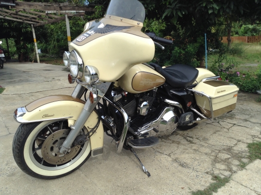 ธารนนทบุรี//ขาย hd electra glide1340 ปี90 สวยๆเดิมๆ ระบบไฟใช้ได้ทุกจุด เครื่องสมบูรณ์เดินเบานิ่งๆ ราคา320,000 บาท อินวอยท์แท้ ธารนนทบุรี//ขาย hd electra glide1340 ปี90 สวยๆเดิมๆ ระบบไฟใช้ได้ทุกจุด เครื่องสมบูรณ์เดินเบานิ่งๆ ราคา320,000 บาท อินวอยท์แท้