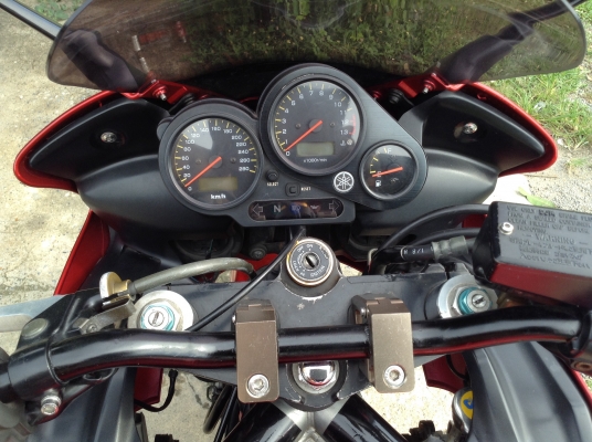 ธารนนทบุรี//ขาย yamaha fazer1000 ปี2003 สภาพนางฟ้า เครื่องแรงท๊อกมาเต็มครับ ระบบไฟสมบูรณ์ราคา 125,000 บาท อินวอยท์แท้ ธารนนทบุรี//ขาย yamaha fazer1000 ปี2003 สภาพนางฟ้า เครื่องแรงท๊อกมาเต็มครับ ระบบไฟสมบูรณ์ราคา 125,000 บาท อินวอยท์แท้