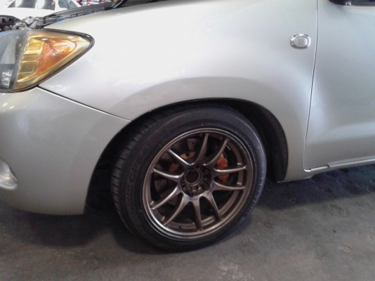 ขายวีโก้4ประตูแต่ง เบรคฮับสกายลาย เครื่อง1uz fe แก๊สหัวฉีด8สูบอย่างดี