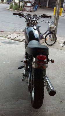 ลดสุดๆคับ SR 400 อินวอยส์ สรรพสามิตร ชุบใหม่ทั้งคันคับ สวยๆเลยคับ ราคา 62000บาท สนใจติดต่อ 081-0578282คับ ส่งได้ทั่วไทยคับ POP BIGBIKE SAKONNAKHON