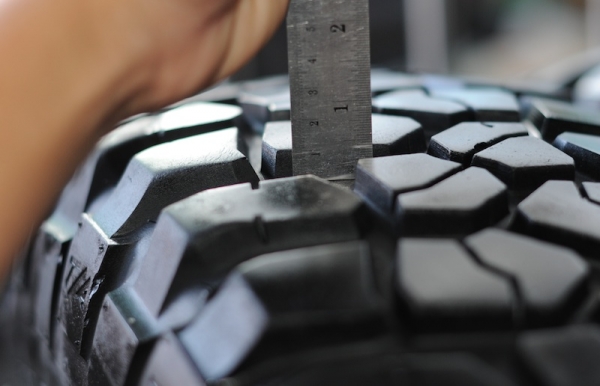 ขายยาง BF Mud KM2 ขนาด 245 75 16