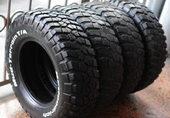 ขายยาง BF Mud KM2 ขนาด 245 75 16