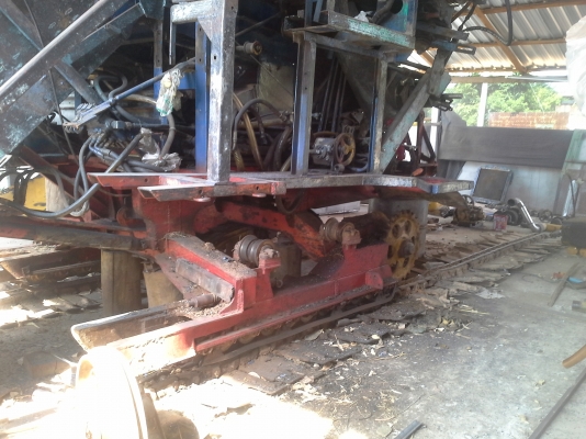 รับซ่อม แก้ปัญหารถเกี่ยวข้าวเหล็ก แก้เป็นระบบ ติดปาก ติดตู้ ติดตูด อยากขายขายไม่ได้ เก็บงาน ทำสีเพื่อขาย ช่วยได้ครับ