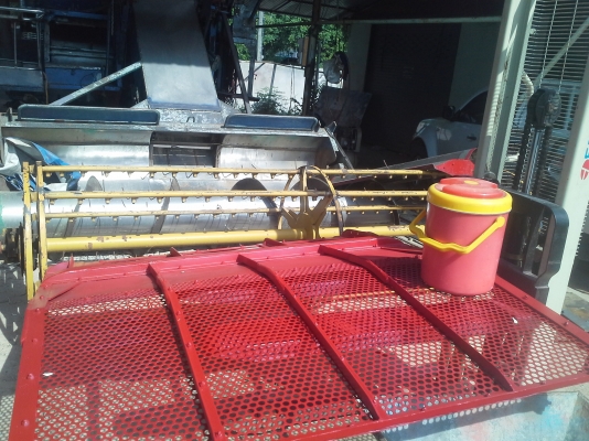 รับซ่อม แก้ปัญหารถเกี่ยวข้าวเหล็ก แก้เป็นระบบ ติดปาก ติดตู้ ติดตูด อยากขายขายไม่ได้ เก็บงาน ทำสีเพื่อขาย ช่วยได้ครับ