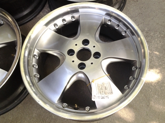 ขอบ17  vitconti  4รู100