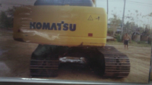 รถขุด KOMATSU PC200-8 เลขไมล์ 6,000 ชั่วโมง รถสวยเนี๊ยบ  ปล.